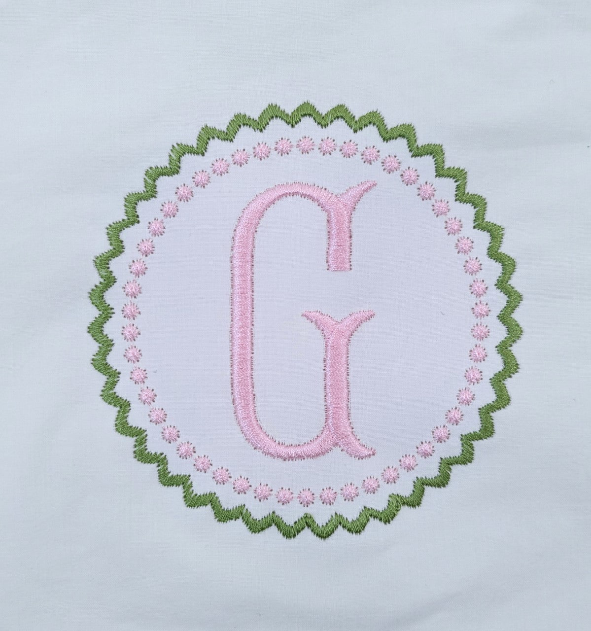 Scalloped Circle Scalloped Circle